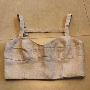 •SMOKE AND PET FREE•